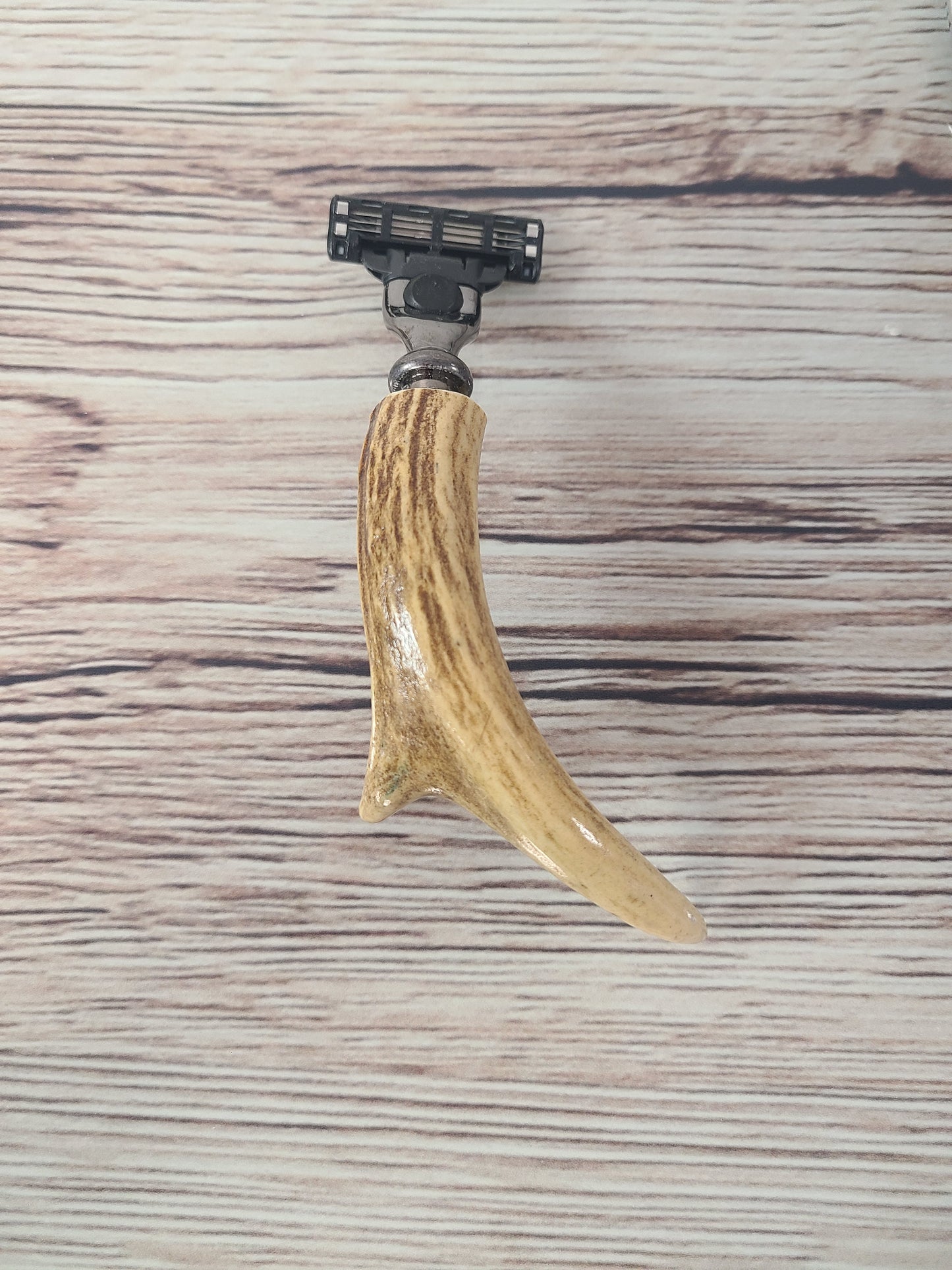 Deer Antler Razor