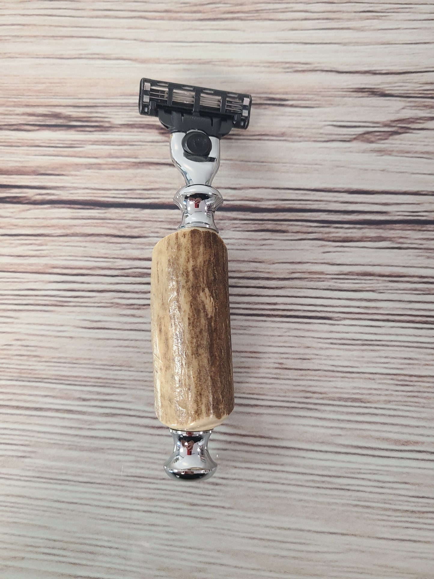 Deer Antler Razor