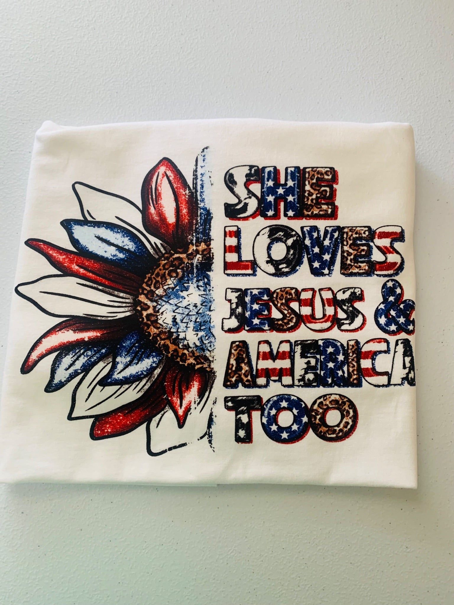 She loves Jesus/America white - 1