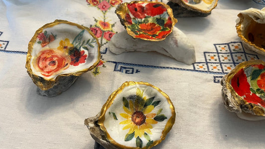 Assorted flower oyster trinket dishes - 1