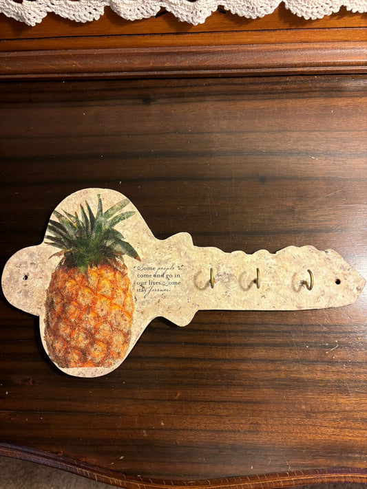 Pineapple Key rack - 1