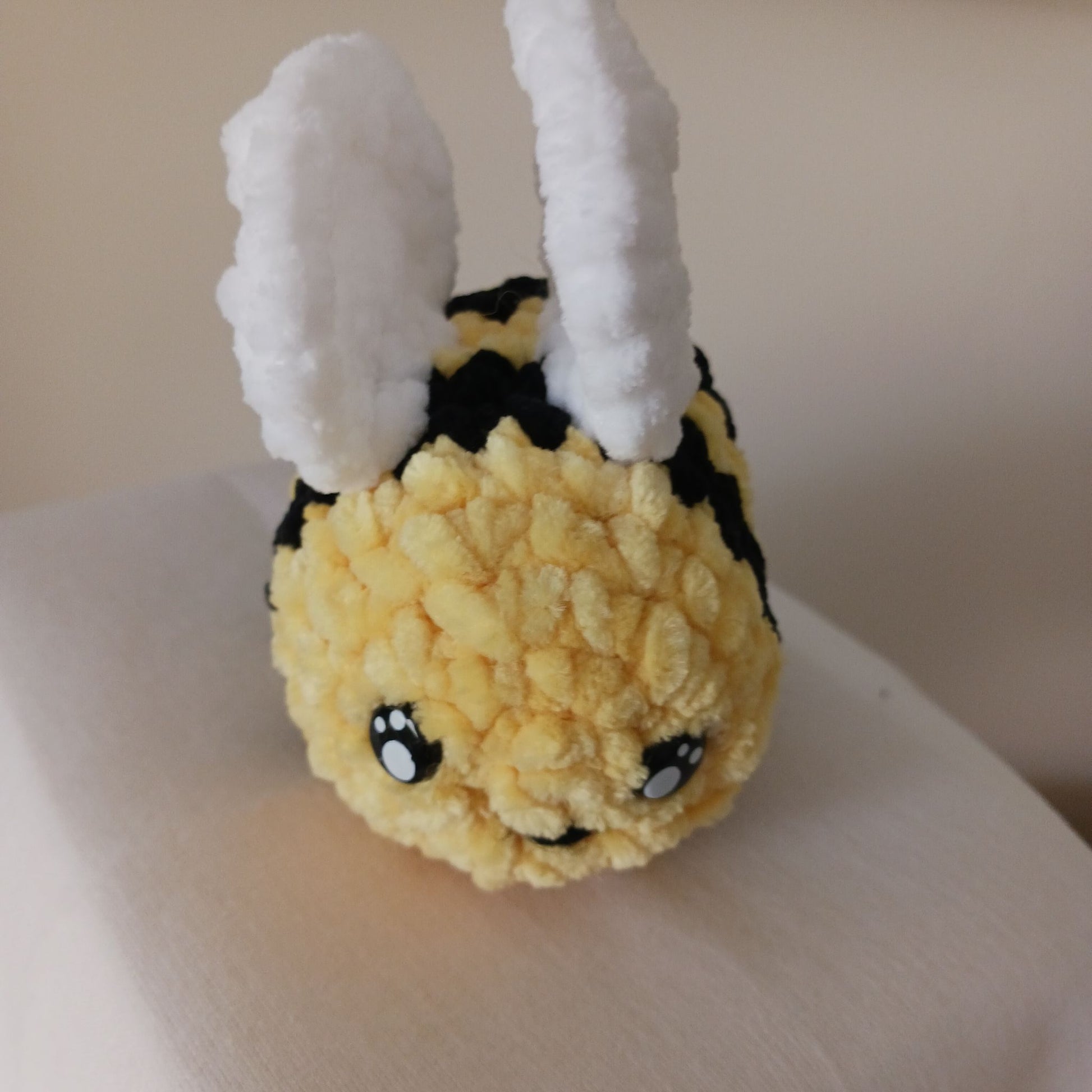 Small Bee - 3