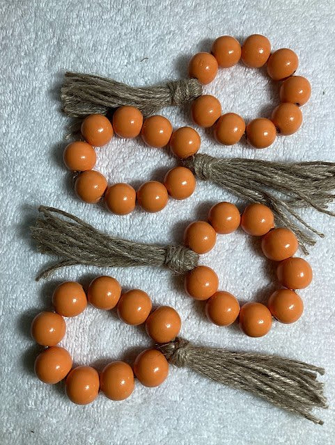 Napkin Rings-Wood Beads w jute tassel - 1