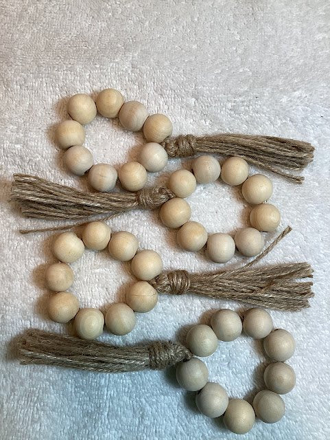 Napkin Rings-Wood Beads w jute tassel - 4