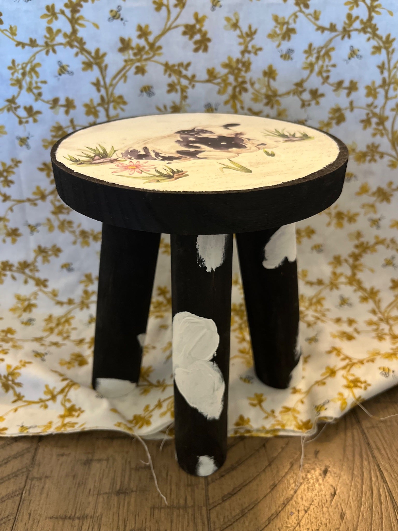 Holstein stool decor - 2