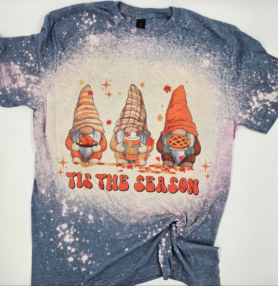 Gnomes tis' the season T shirt - 1