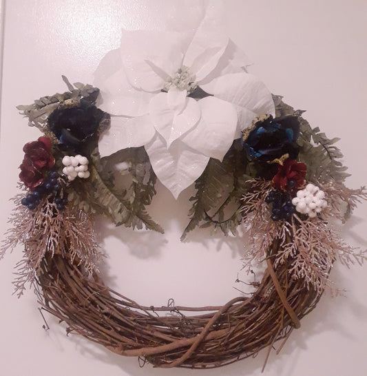 White flower winter wreath - 1