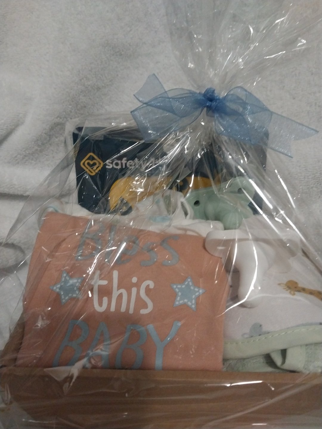 Baby gift basket 2 - 1