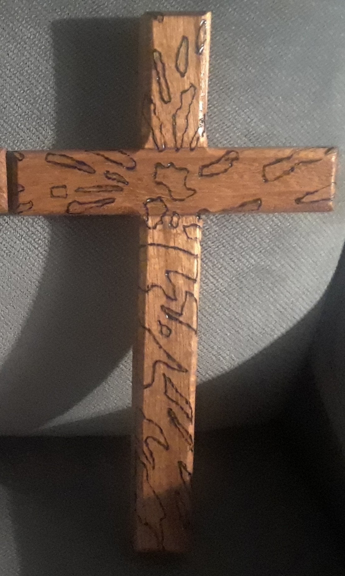 Center burst design wooden cross - 1