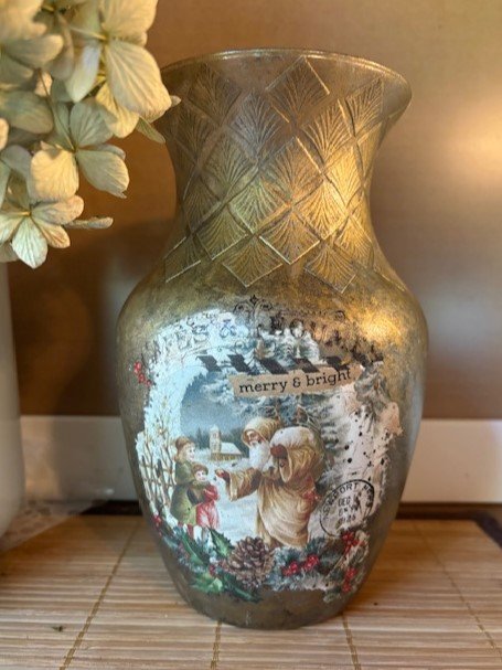 Silver and Gold vase - 1