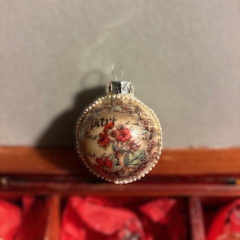 Victorian mini ornament box - 4