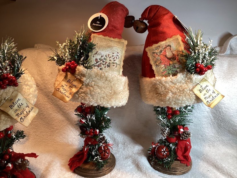 Santa Hat Vintage Style on a Pedestal  - 3