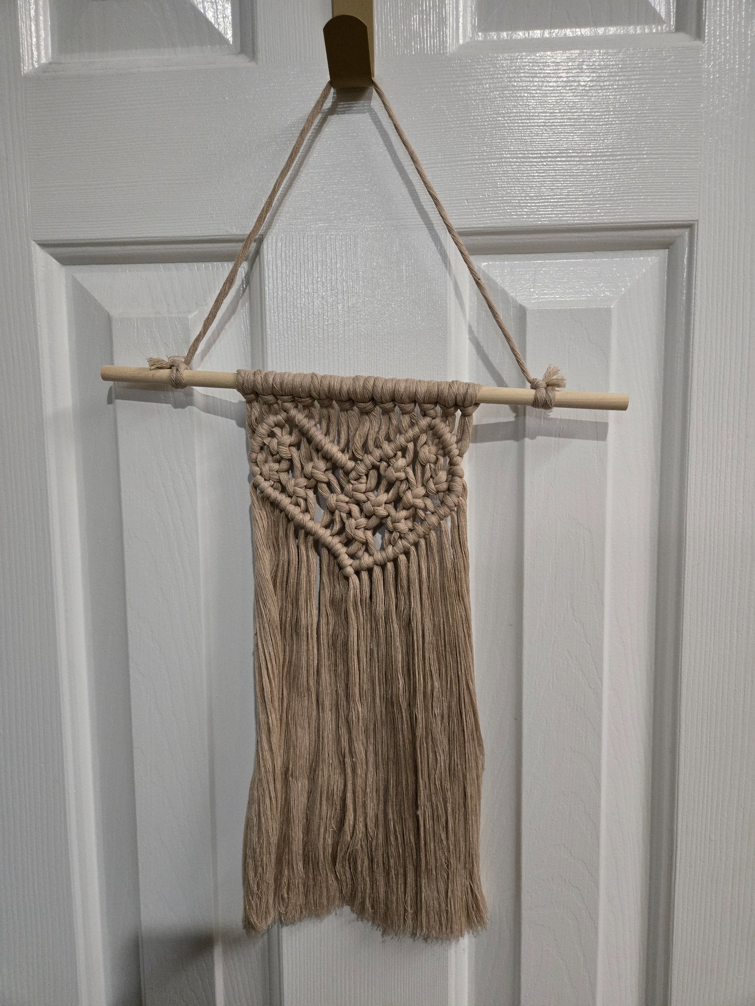 Macrame Wall Hanging  - Tan Heart - 4