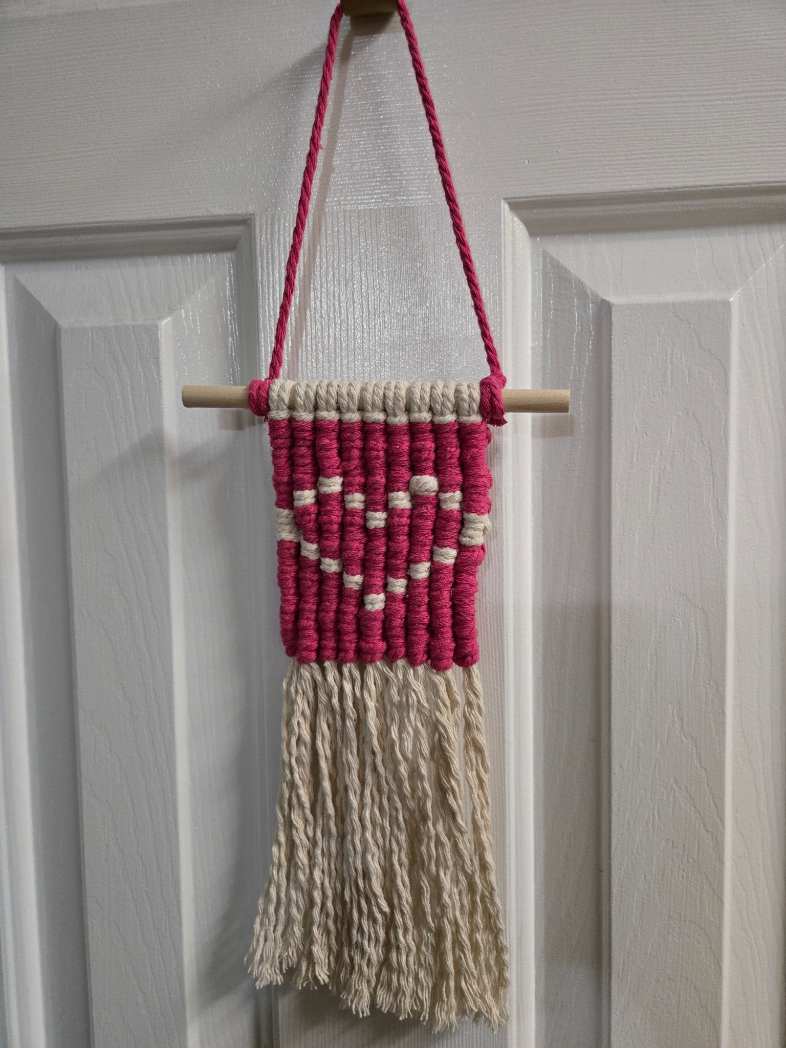 Macrame Wall Hanging - Pink w/ Heart - 3