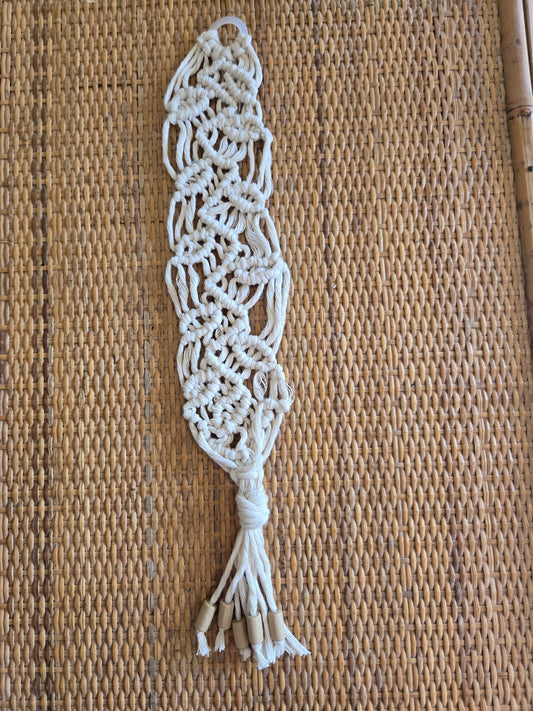 Macrame Bookmark - w/Leaves - 1