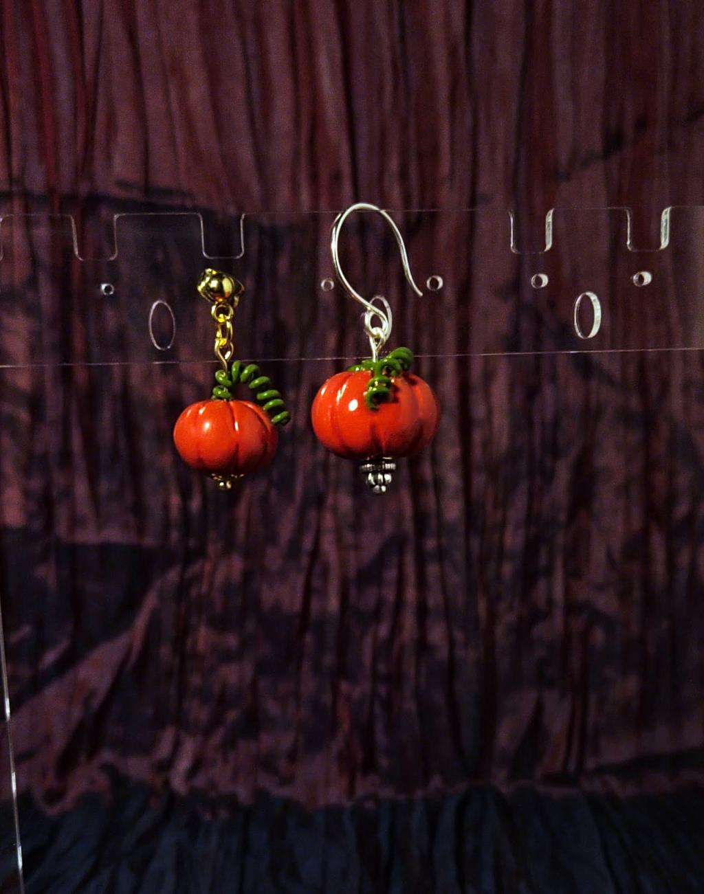 Pumpkins w/Vine-Mini - 3