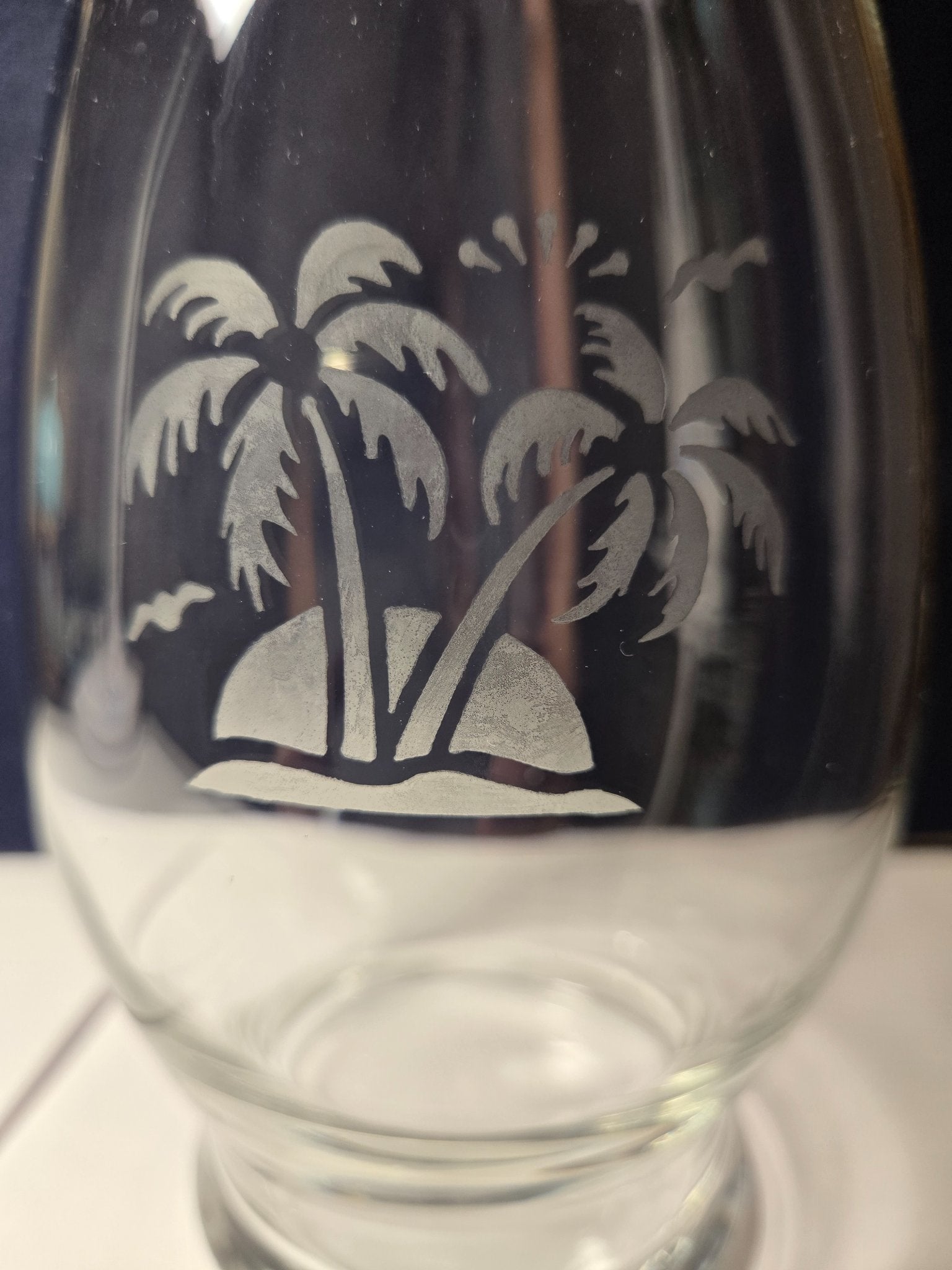 Etched Vase w Palm Tree - 1