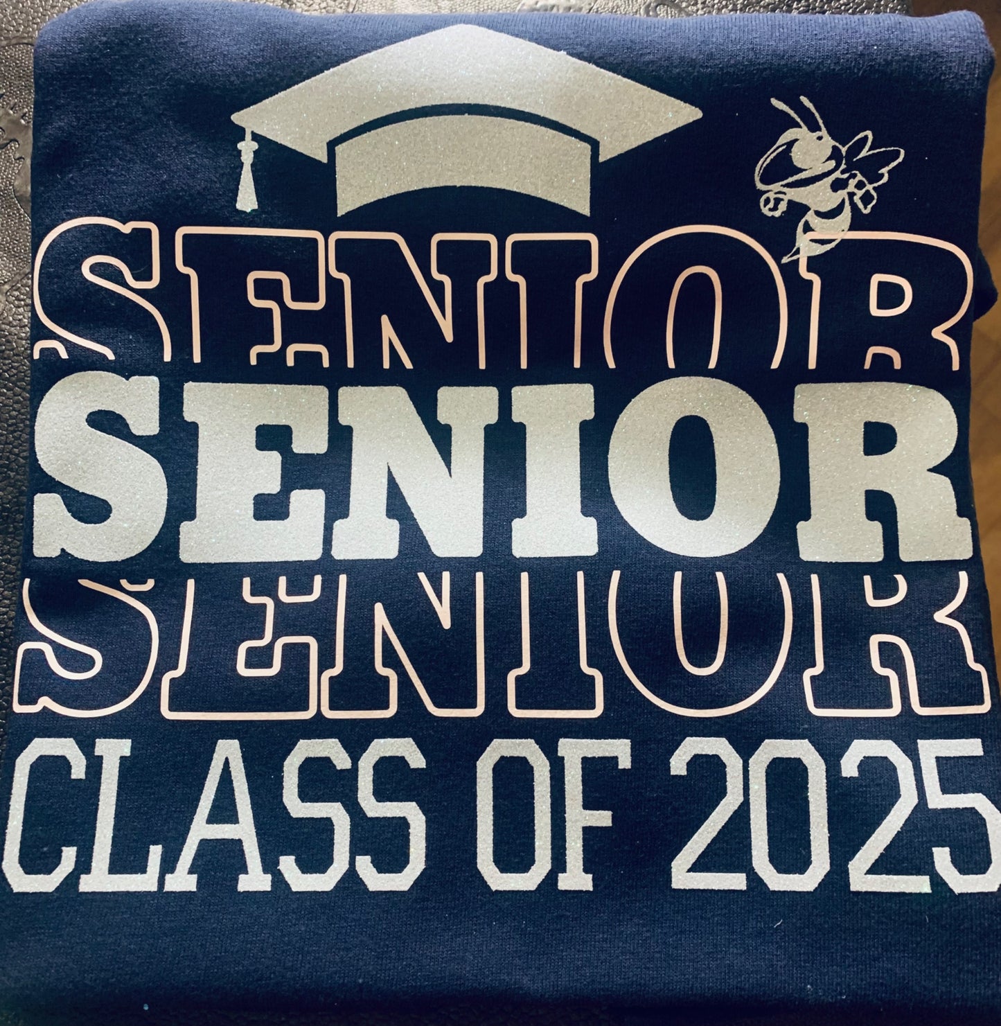 Aynor Senior 2025 glitter on navy Medium - 1