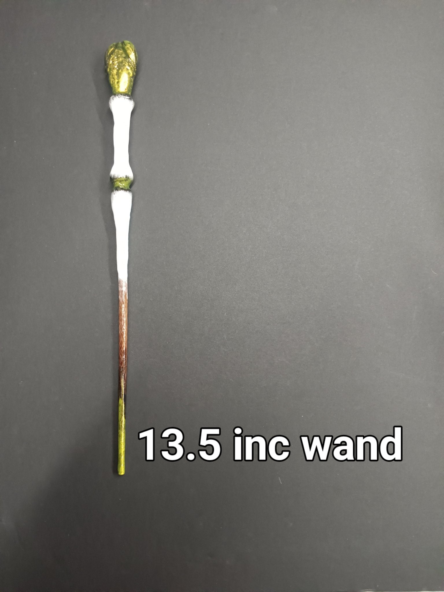 Collector Wand 13.5 inch - 2