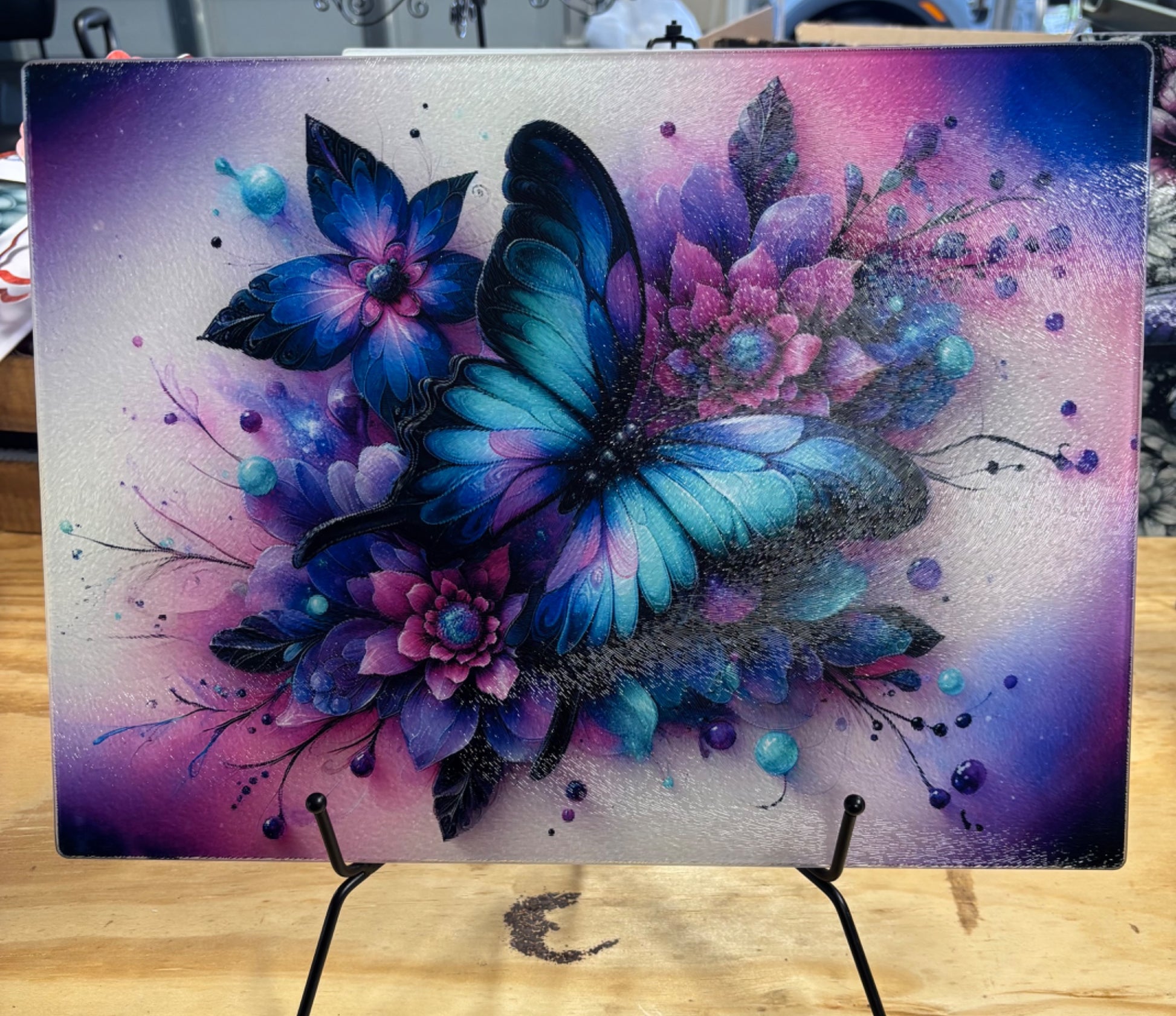 Butterfly Lg Cutting Board  - 1