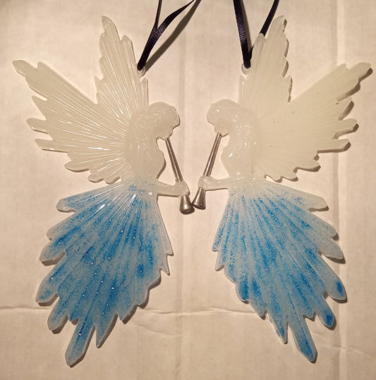 resin white & blue Angels - 1