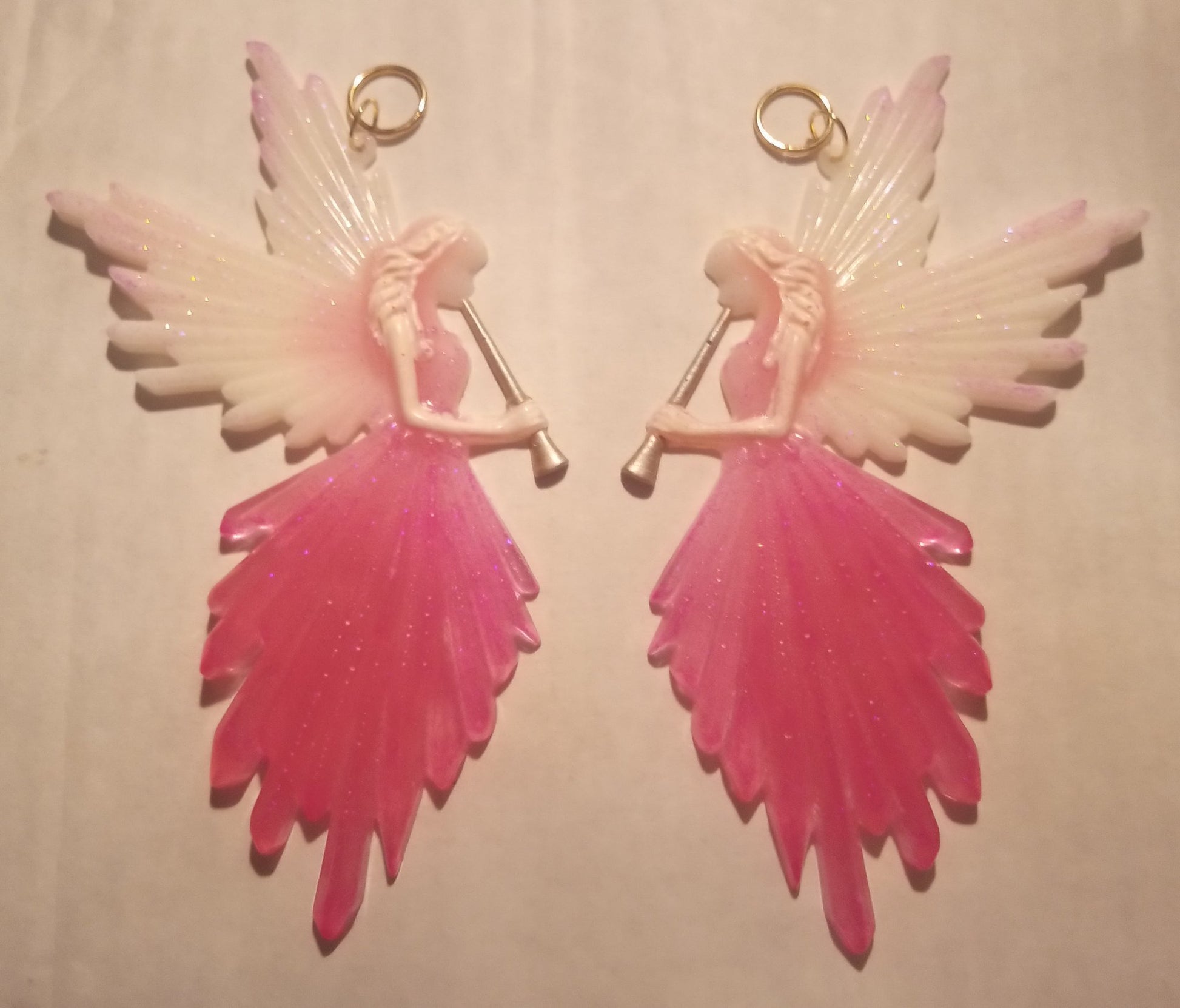 resin pink & white Trumpeting angels set - 1