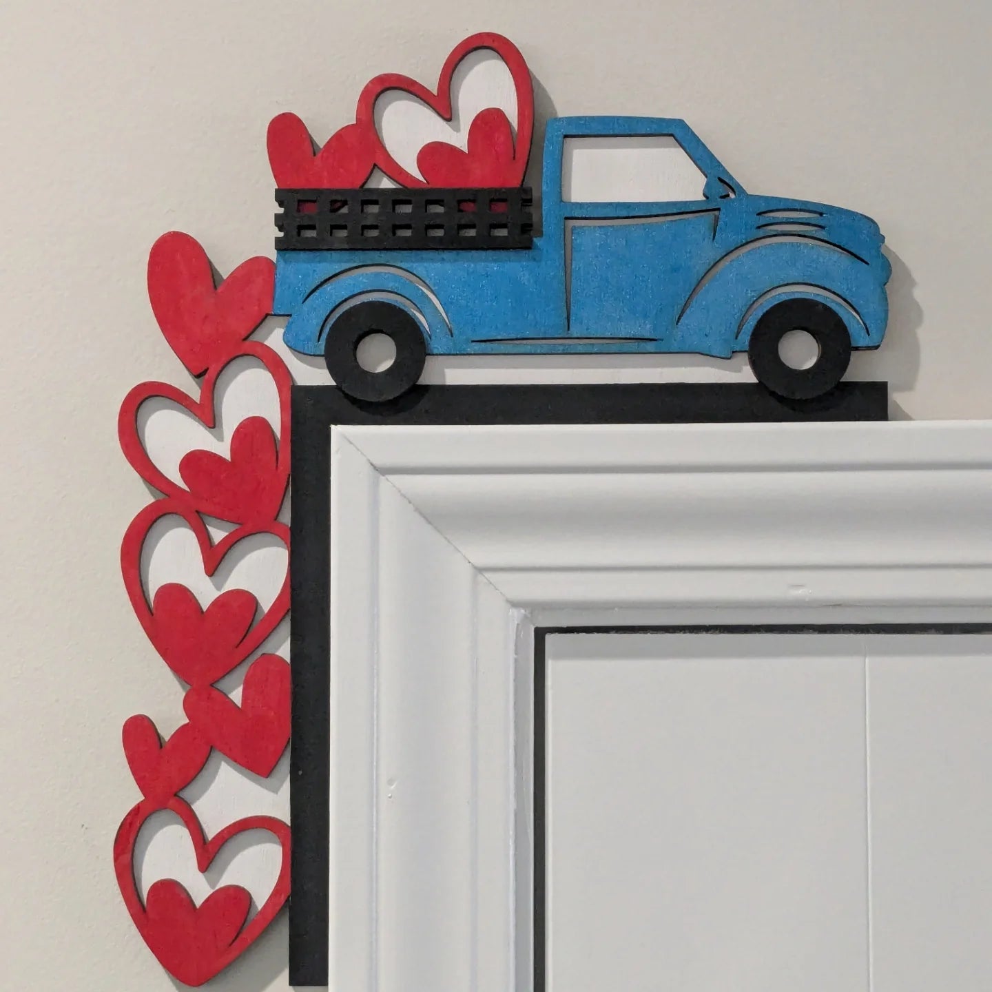 Door Corner - Truck with hearts - 2