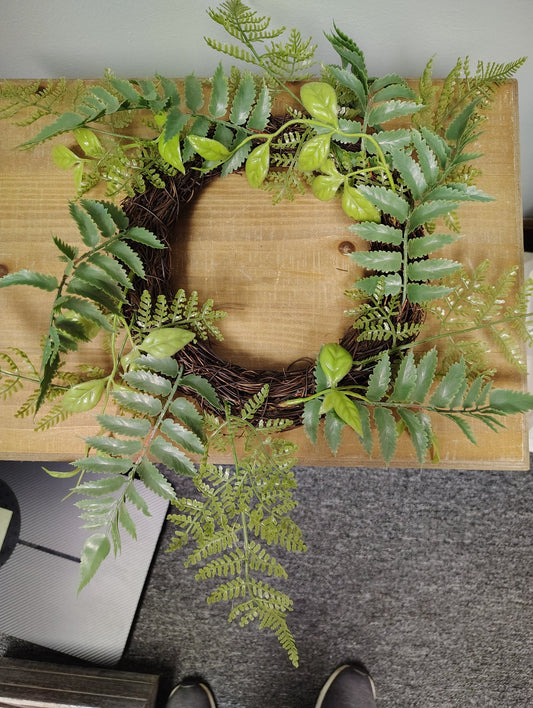 Small Grapevine & Fern Wreath  - 1