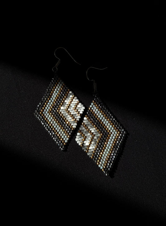 Rhombus beaded earrings  - 1