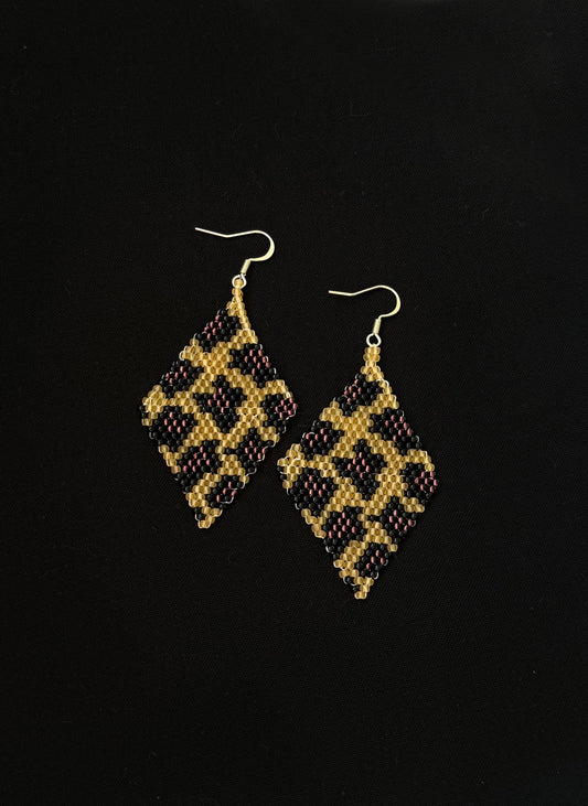 Leopard beaded earrings  - 1