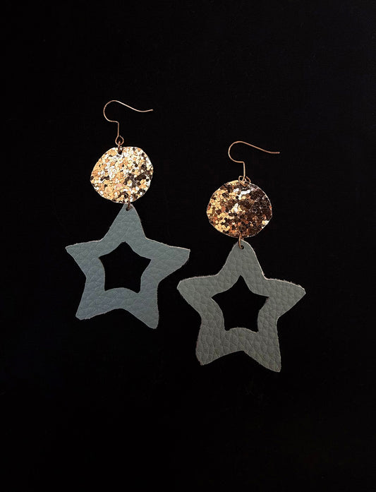 Mint star faux leather earrings - 1