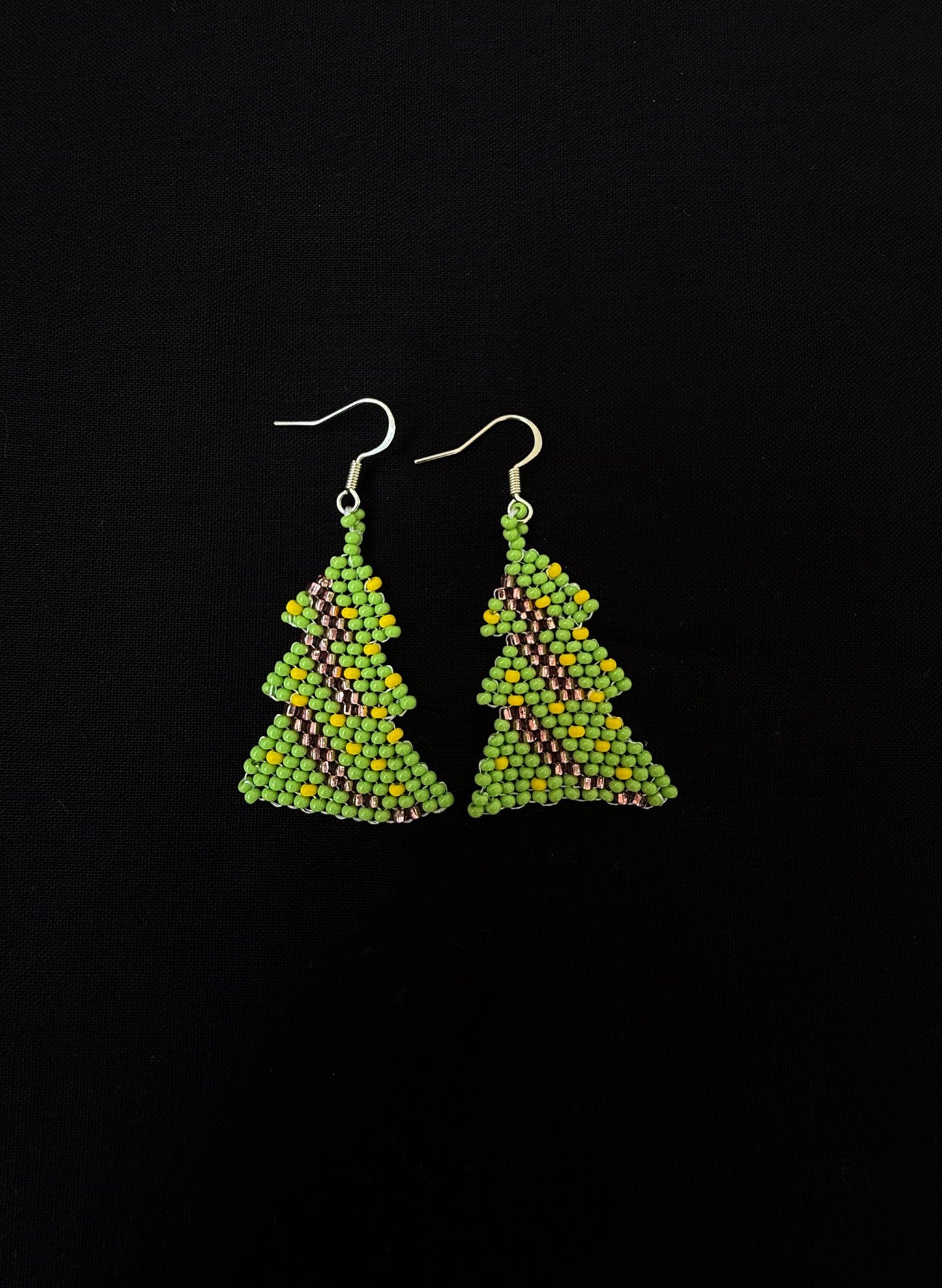 Christmas tree beaded earrings 2 - 1