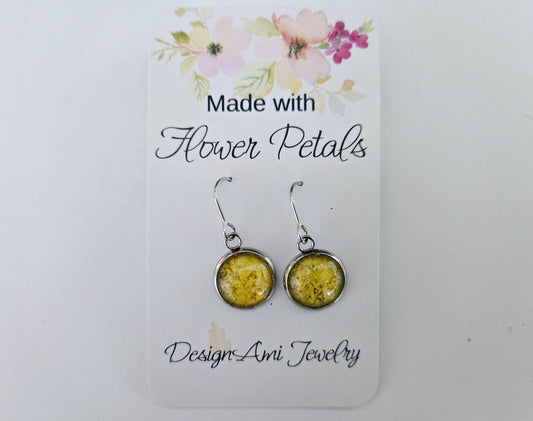 Earrings made with Jasmine flower petals - 1