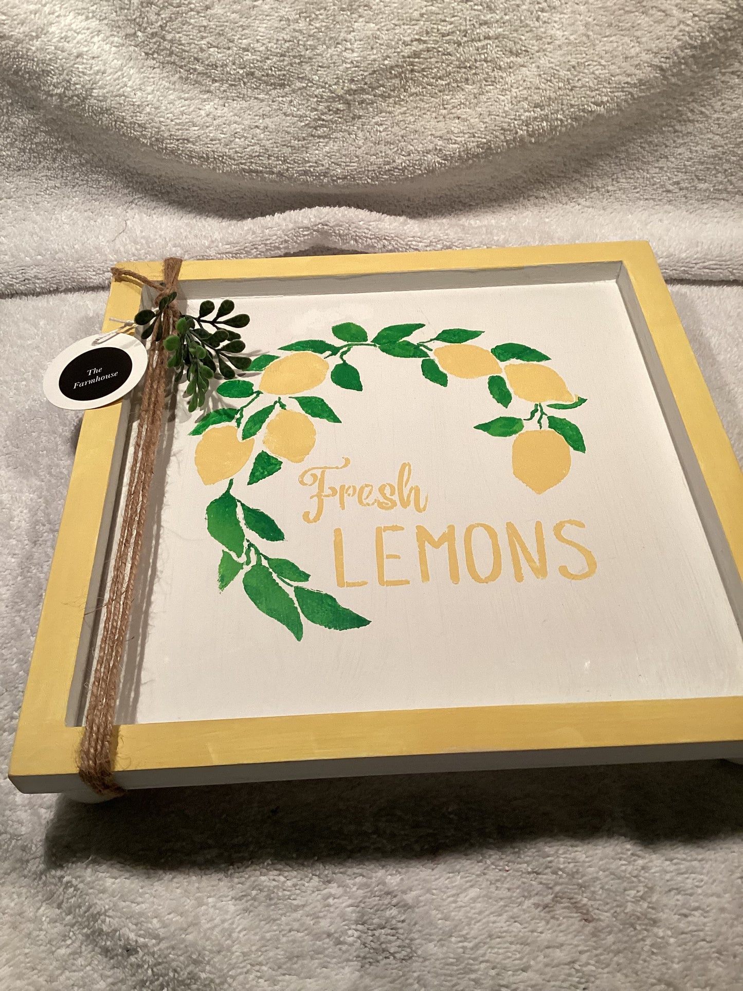 Riser Tray w/fresh lemons stencil