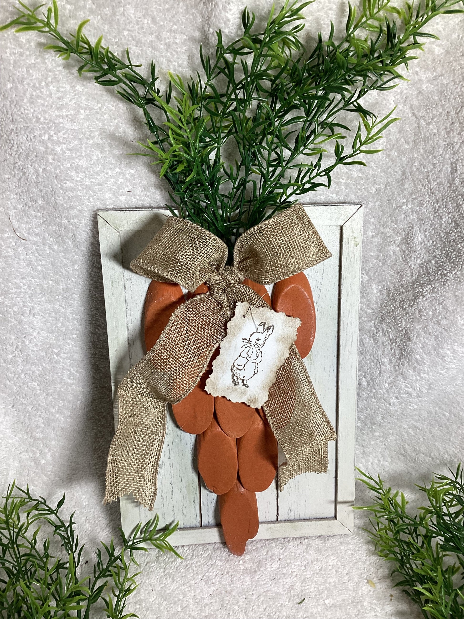 Carrot Sign Wall Hanging - 1